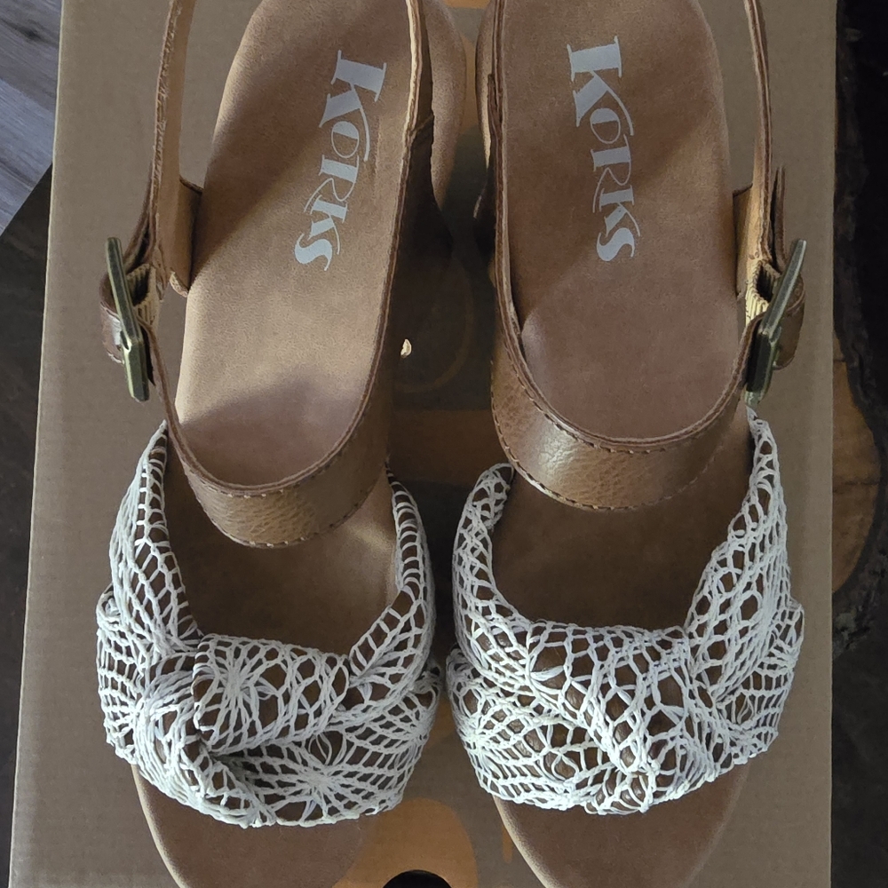 Korks NIB Natalia sling back sandal with block heel, size 9 - Picture 6 of 6